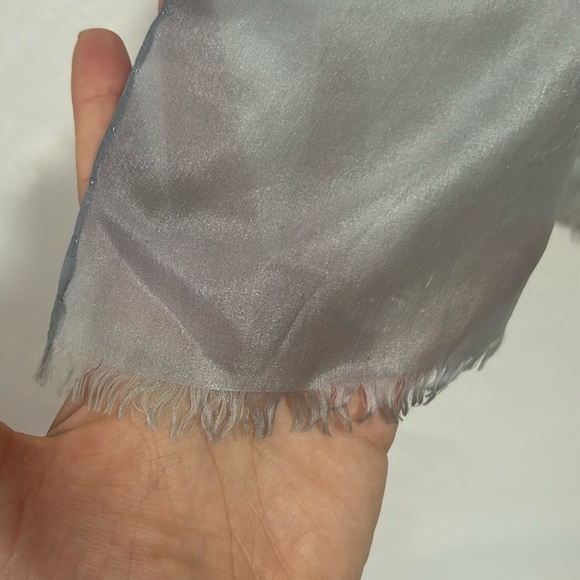 Vintage Giselle painted silk scarf floral watercolour hand rolled - Picture 4 of 5